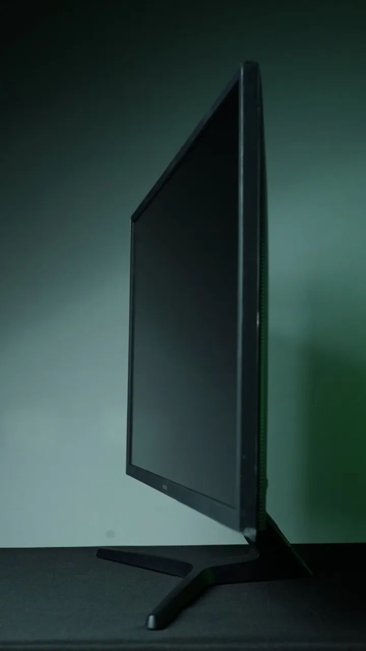 Monitor Samsung  32" 4K UHD  - Foto 3