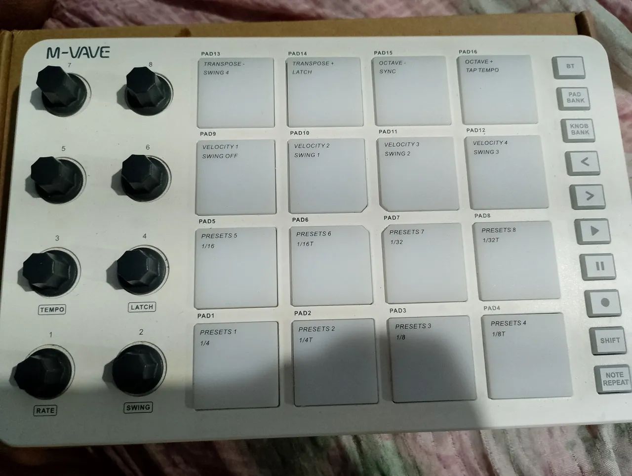 Smc Pad ( mesa de DJ )