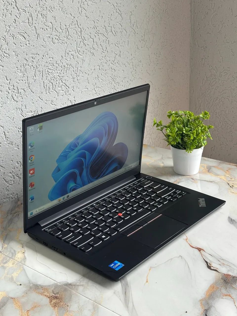Notebook Lenovo ThinkPad (Touch) - Foto 4