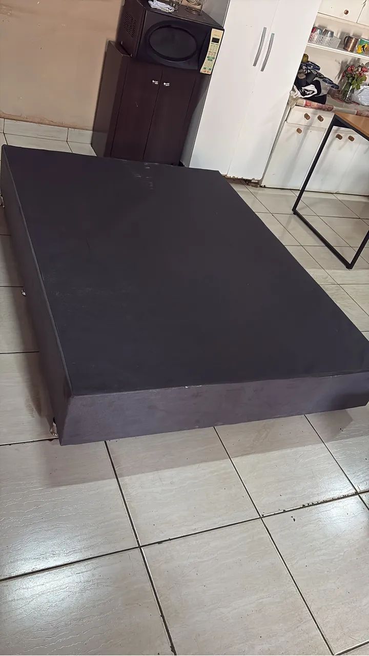 Base box casal