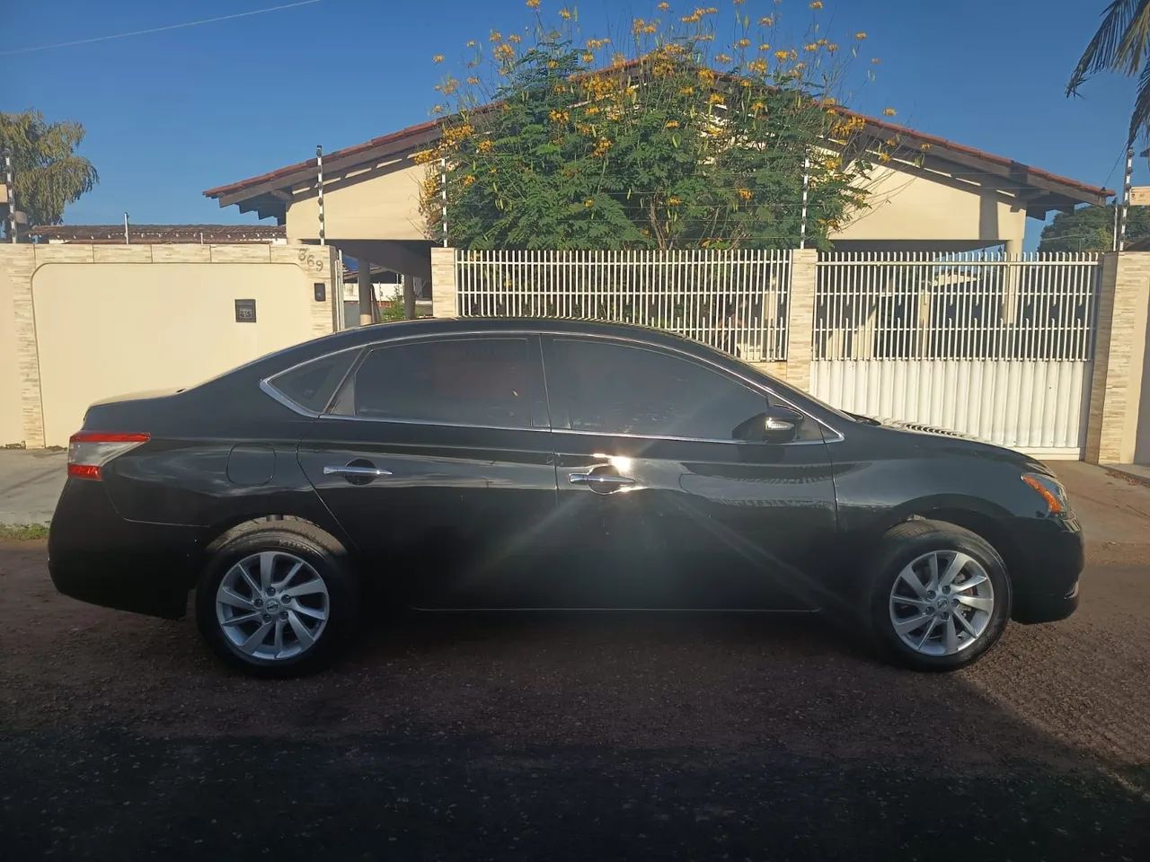 Nissan Sentra SV 2.0 Flexstart 16V Aut. 2014 - Foto 2