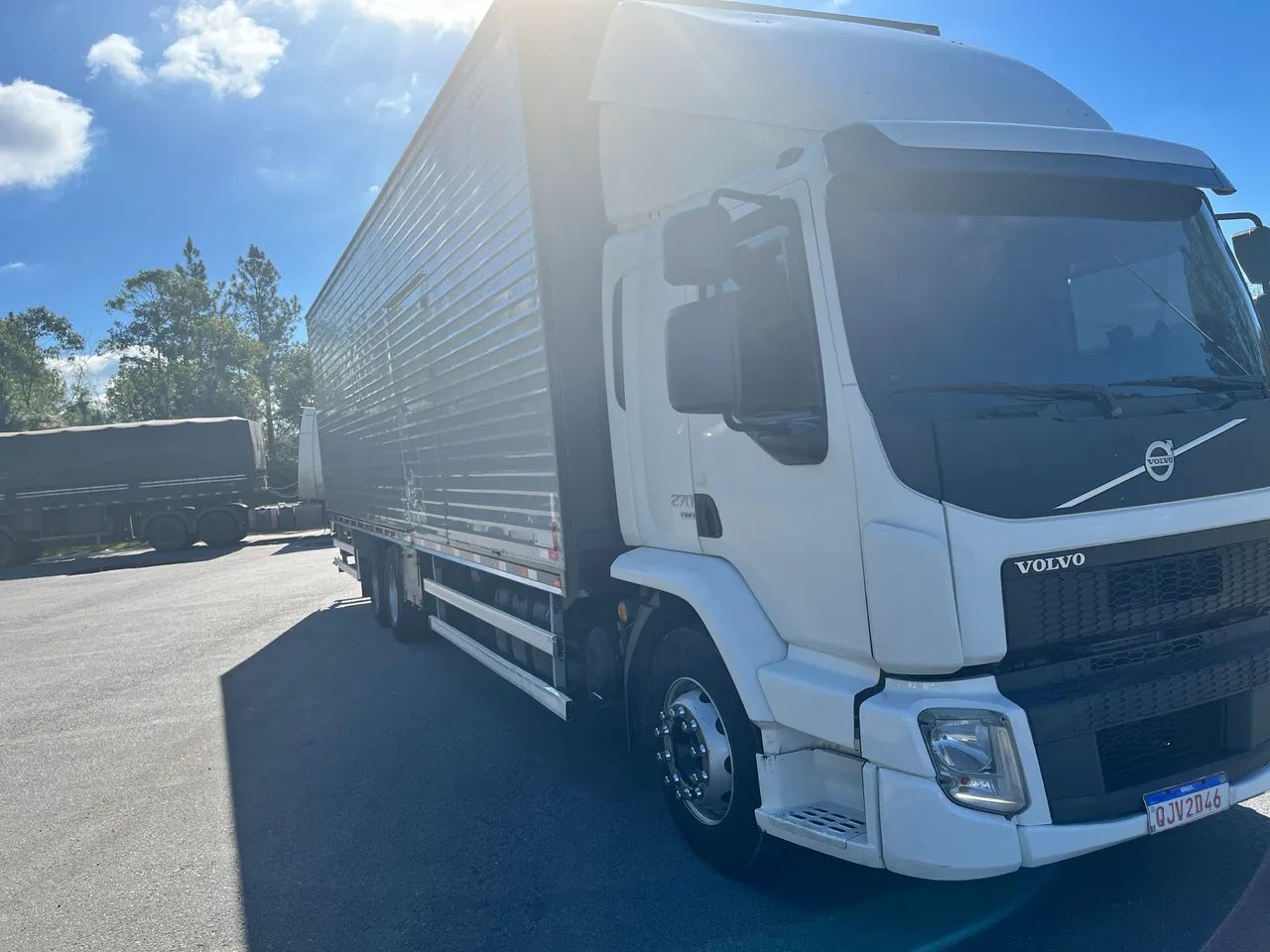 VOLVO VM 270