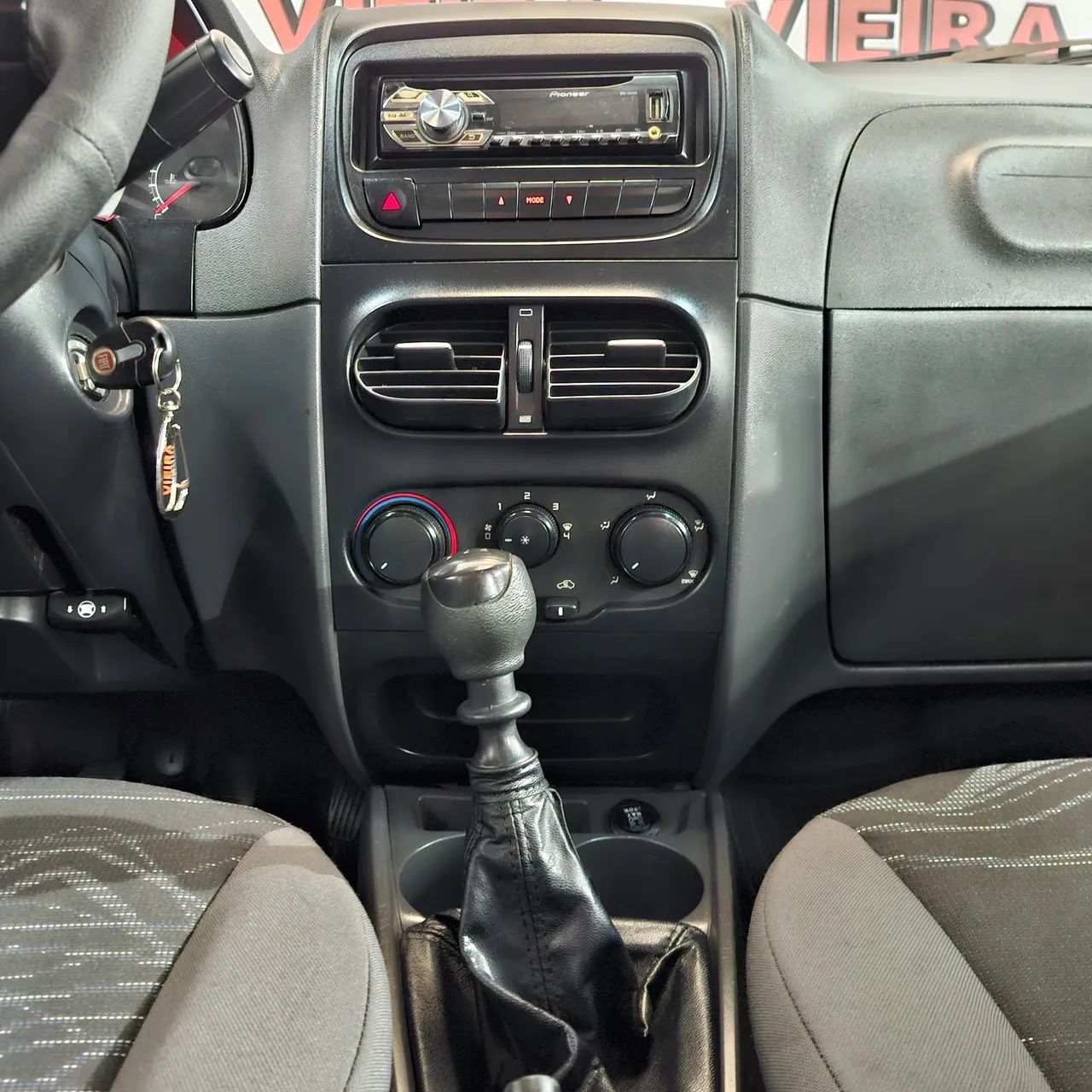 Fiat Strada Working 1.4 MPI Fire Flex 8V CD 2014 - Foto 5