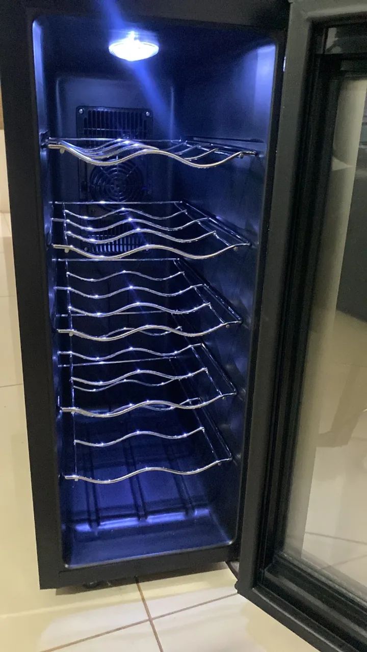Adega Brastemp para vinhos  - Foto 2
