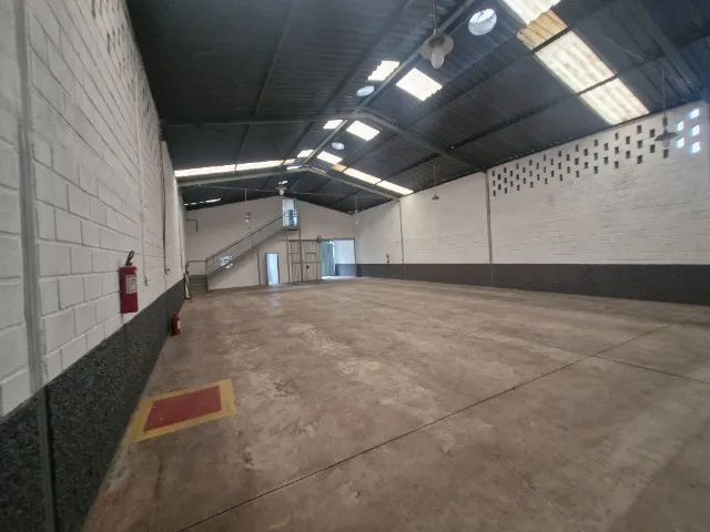 GALPÃO 460m2 - DOM BOSCO