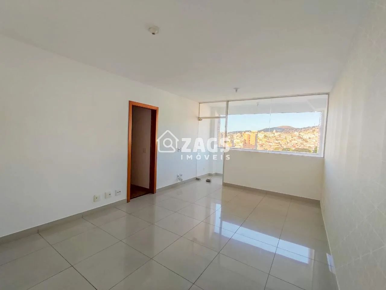 Apartamento - Aluga - Bairro Santa Efigênia