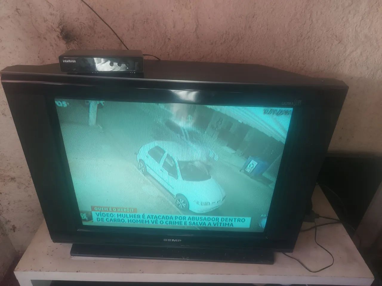 Tv de tubo com conversor muito boa - Foto 3