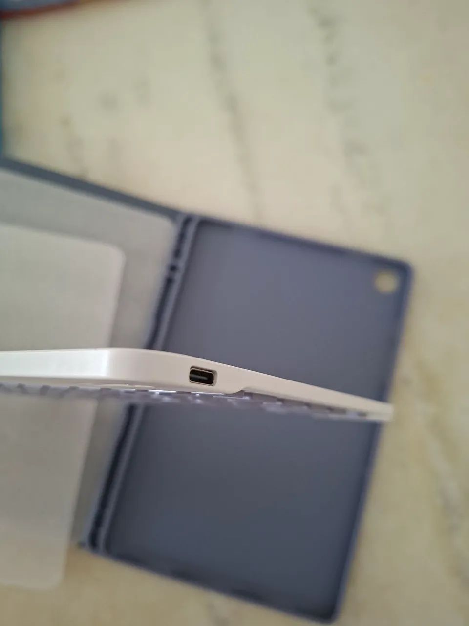 Capa para Tablet com Teclado sem fio - Foto 5