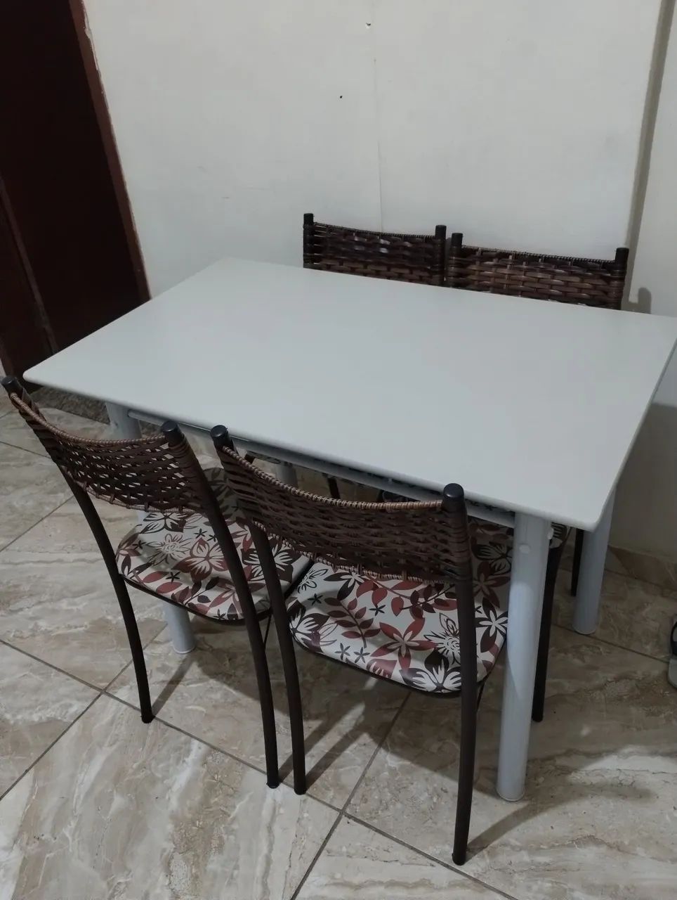 Mesa de cozinha - nova