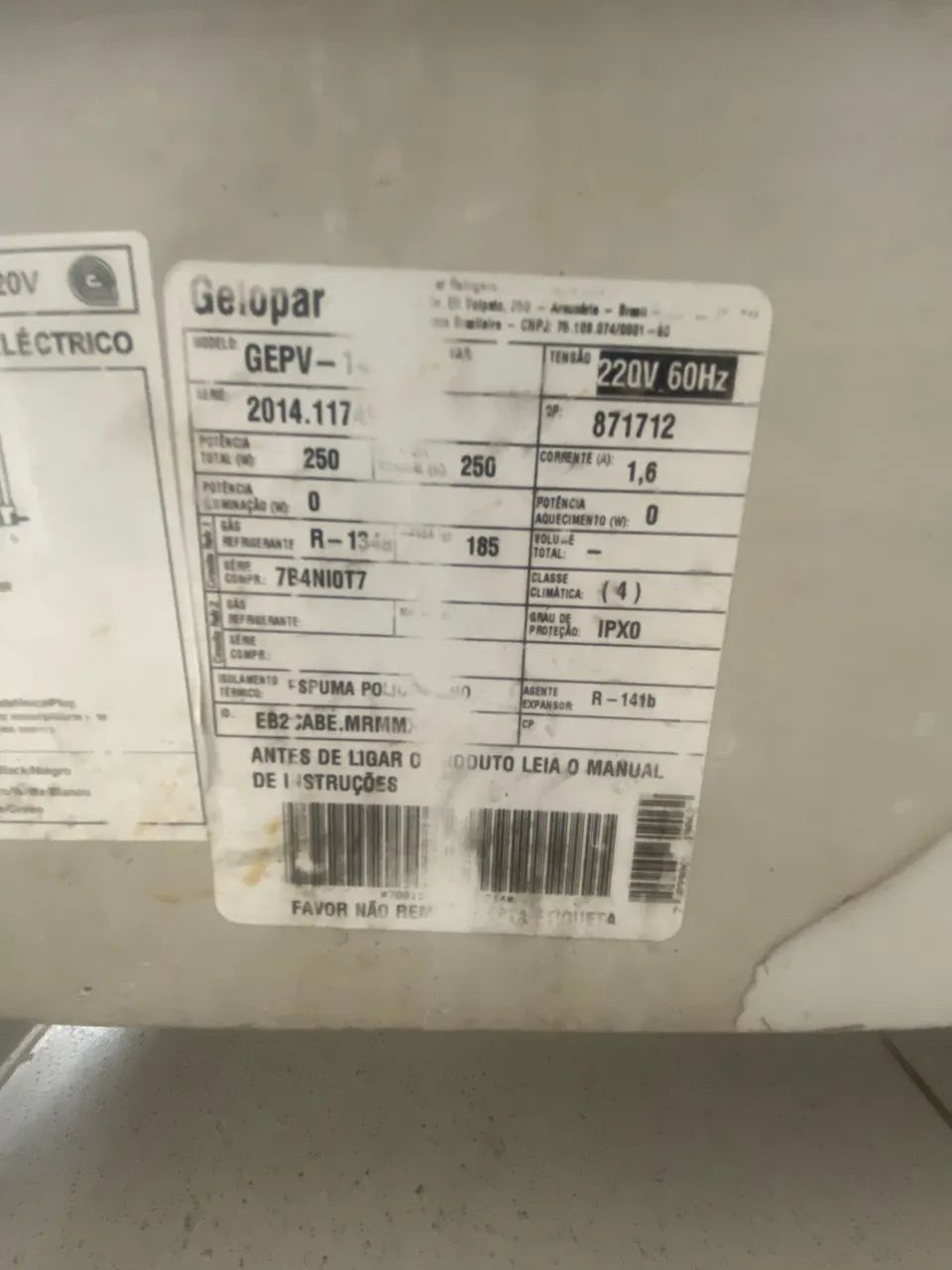 Vende-se expositor gelopar 