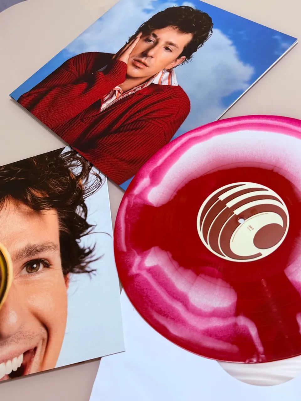 Disco de vinil charlie puth exclusivo  - Foto 2