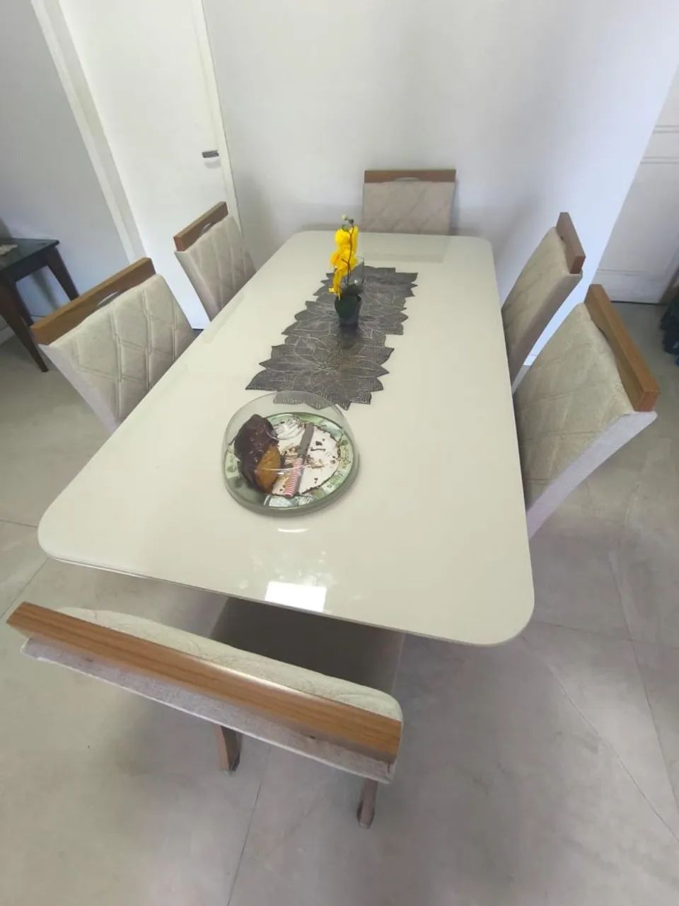Mesa de jantar 6 lugares 