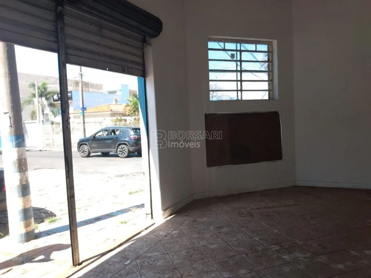 Venda de Comercial / Loja na cidade de Araraquara - Foto 2