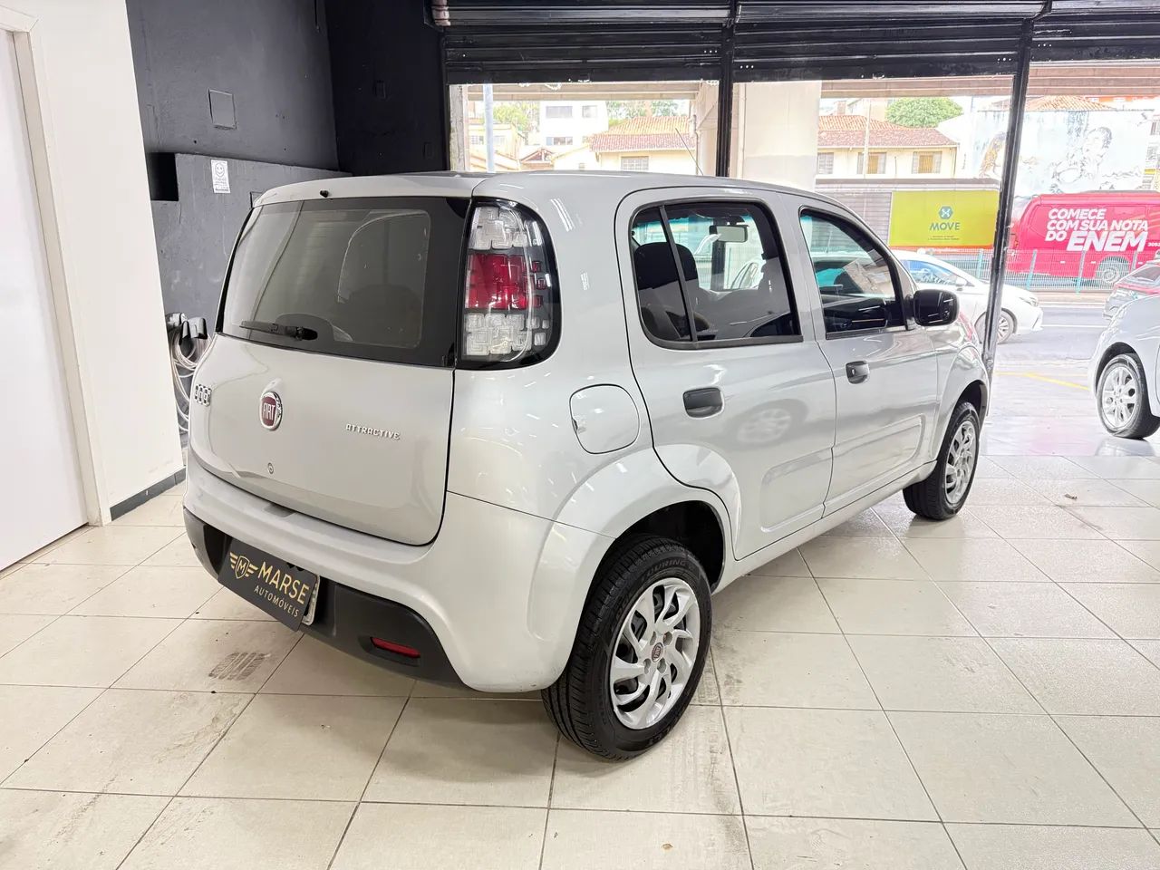 Fiat Uno Attractive 1.0 EVO Fire Flex 8V 5P 2016 - Foto 5