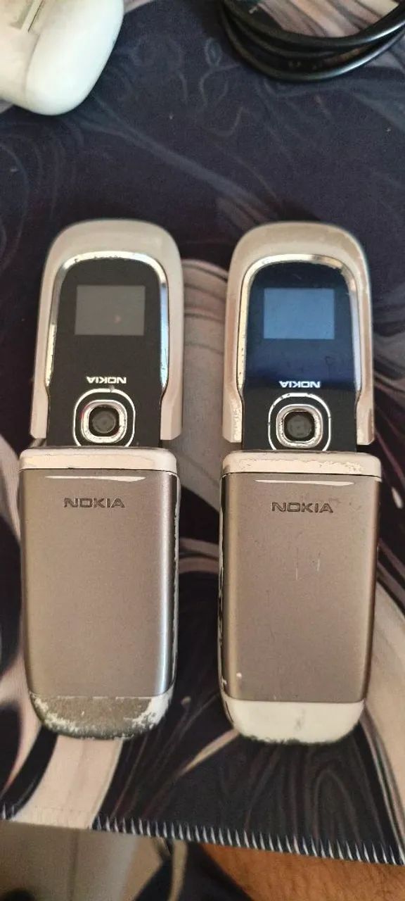 Nokia flip 2006 (funcionando perfeitamente) com carregador - Foto 2
