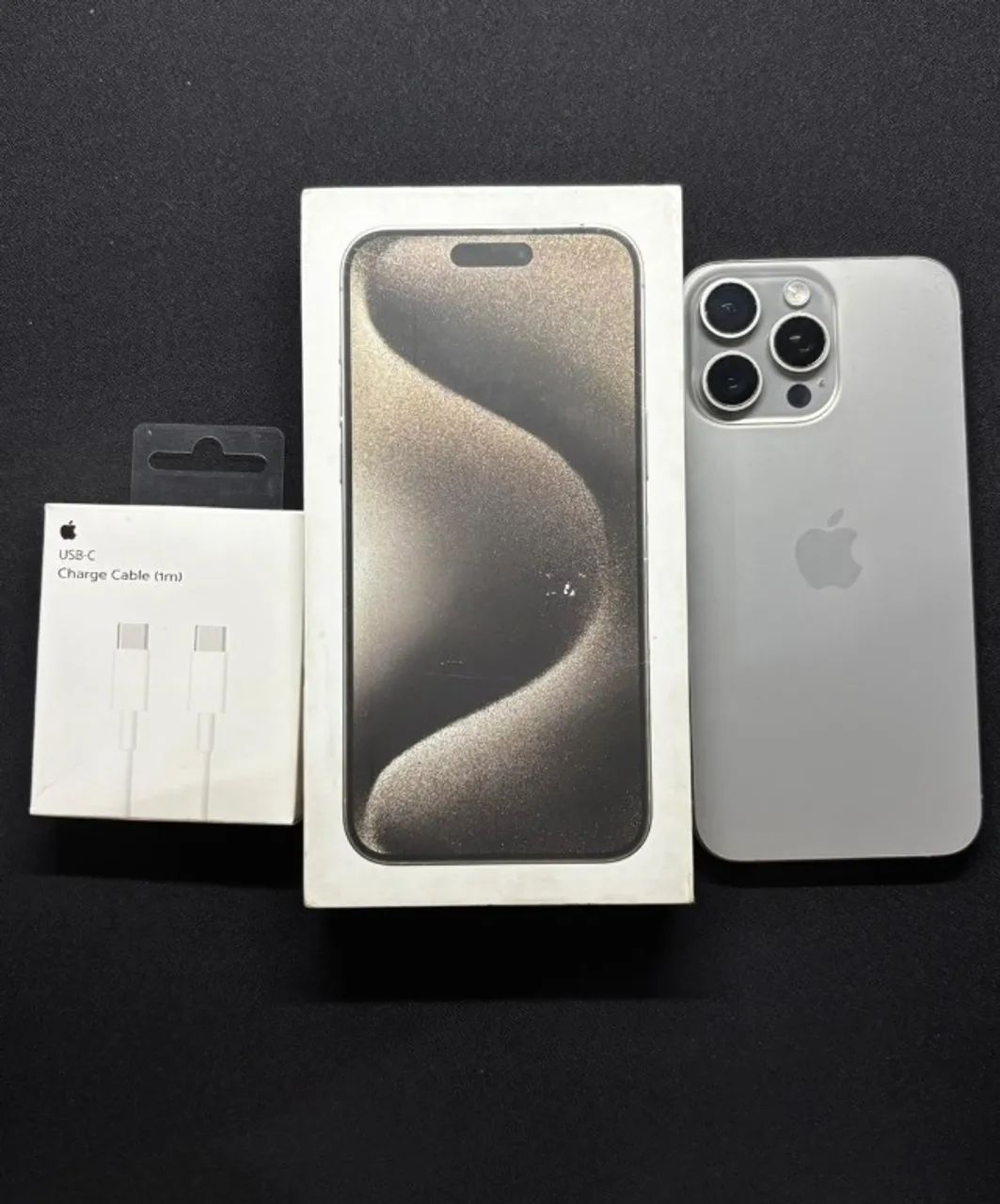 Apple iPhone 15 Pro Max (256 GB) - Titânio Natural - Celulares e