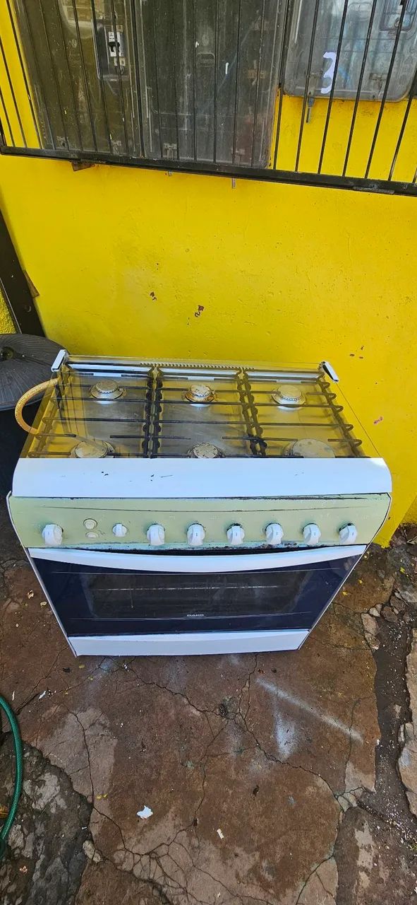 fogao 6 bocas usado funcionando perfeitamente - ENTREGA GRÁTIS  - Foto 4