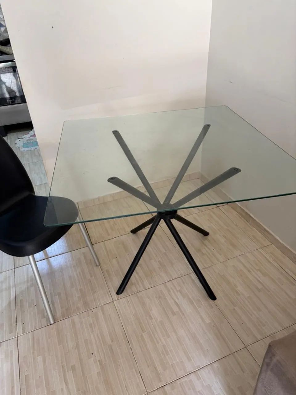 MESA DE JANTAR QUADRADA DE VIDRO DE 4 LUGARES - Foto 4