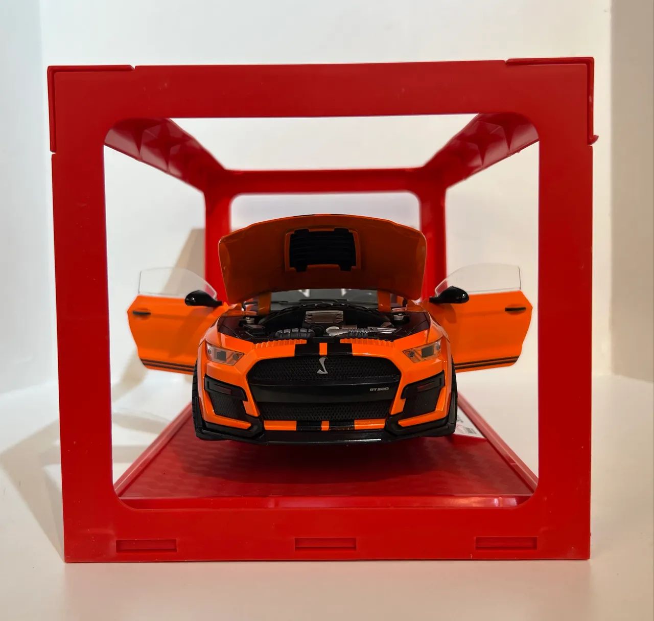 Mustang Shelby 1:18  - Foto 4