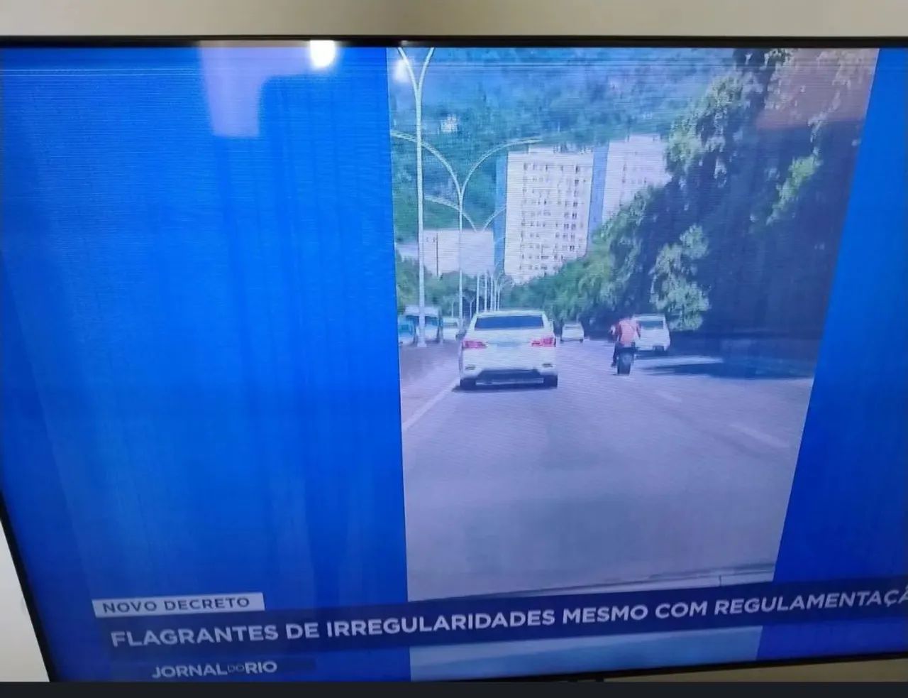TV  - Foto 3