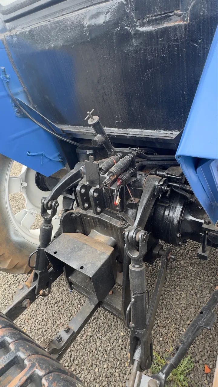 Trator New Holland TL75  - Foto 4