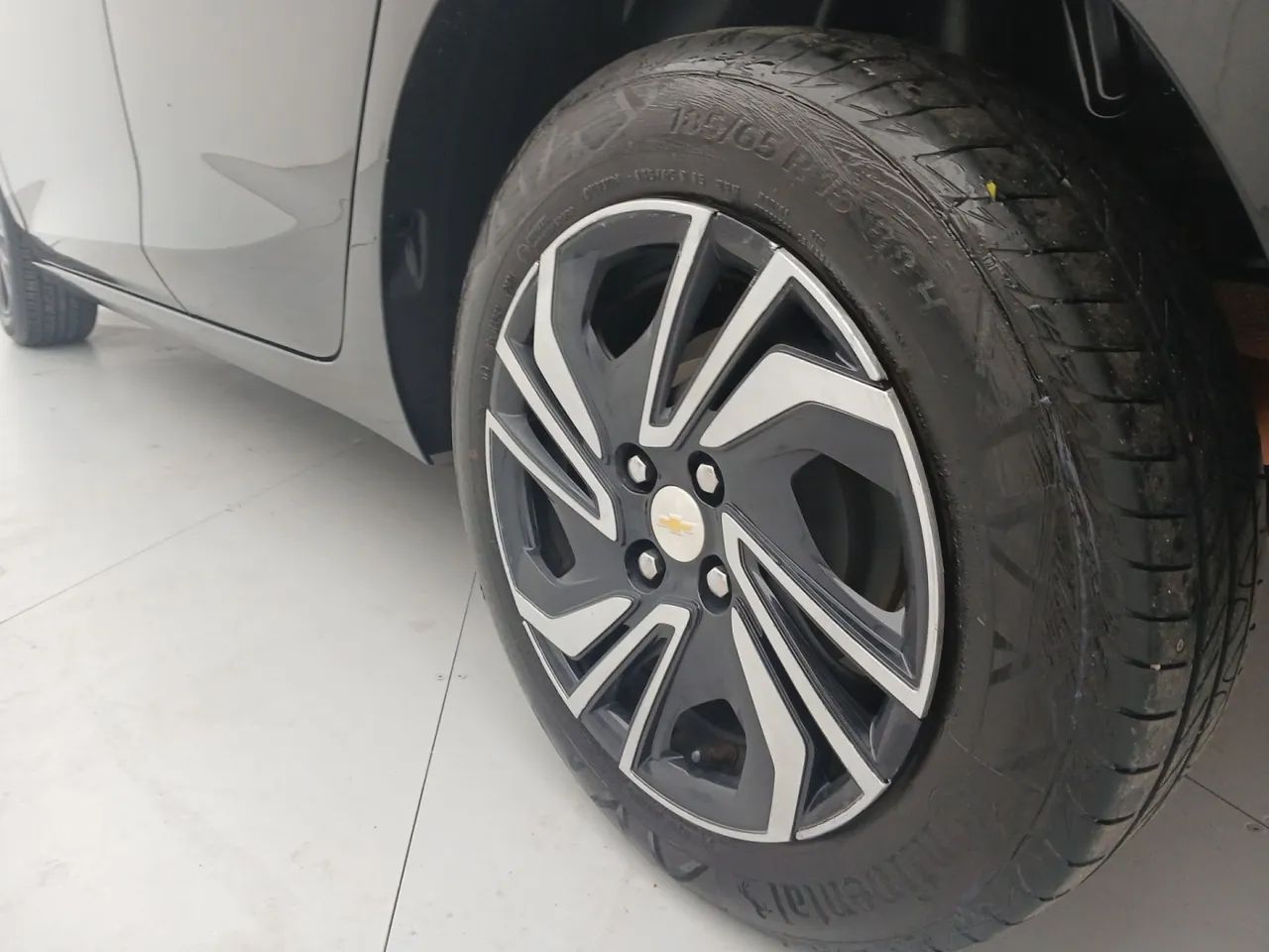 Chevrolet Onix Hatch LT 1.0 12V TB Flex Mec. 4P 2025 - Foto 12