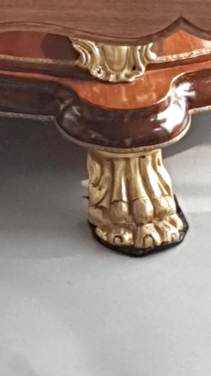 Vendo uma mesa Grega de madeira - Foto 3