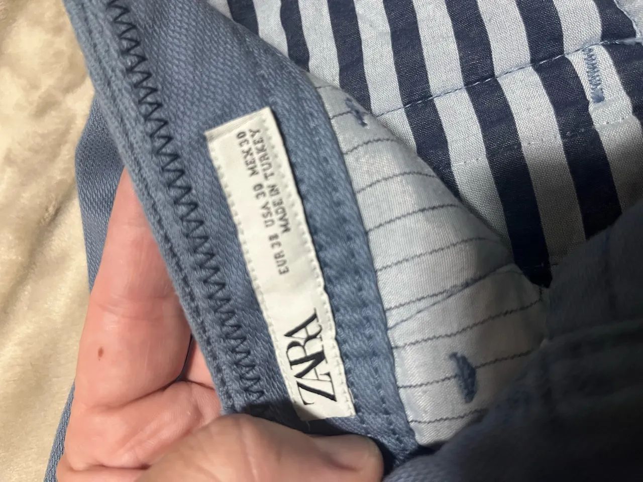 Calça Zara sarja azul 38 - Foto 4