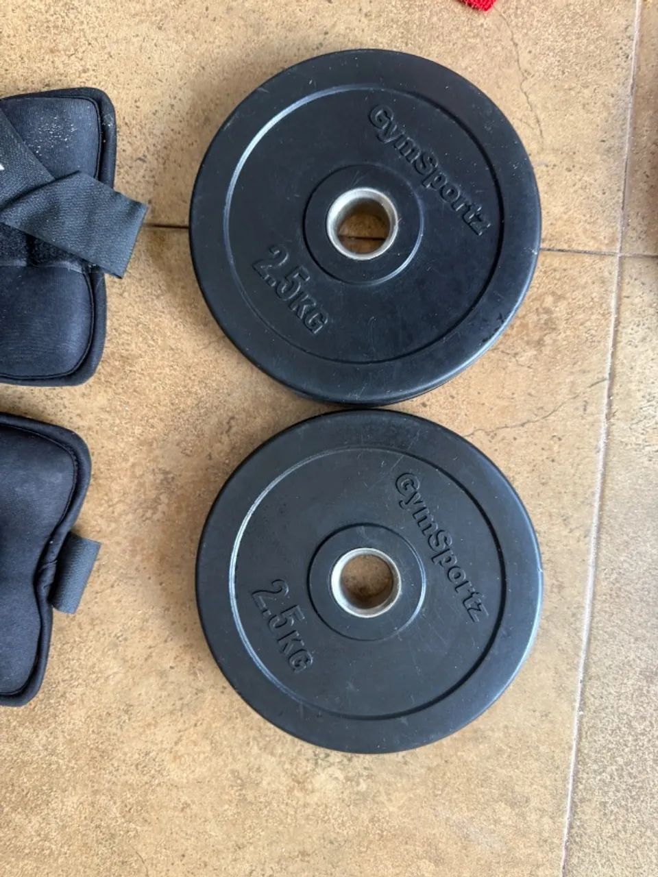Anilhas conjunto  75kg com suporte  - Foto 3
