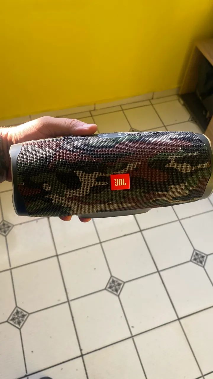 JBL Charge 4