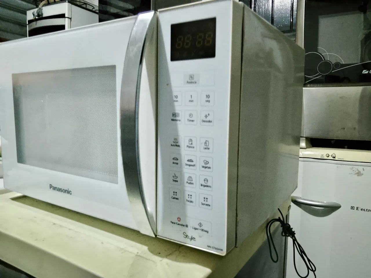 Micro-ondas Panasonic 127 volts funcionando perfeitamente - Foto 4