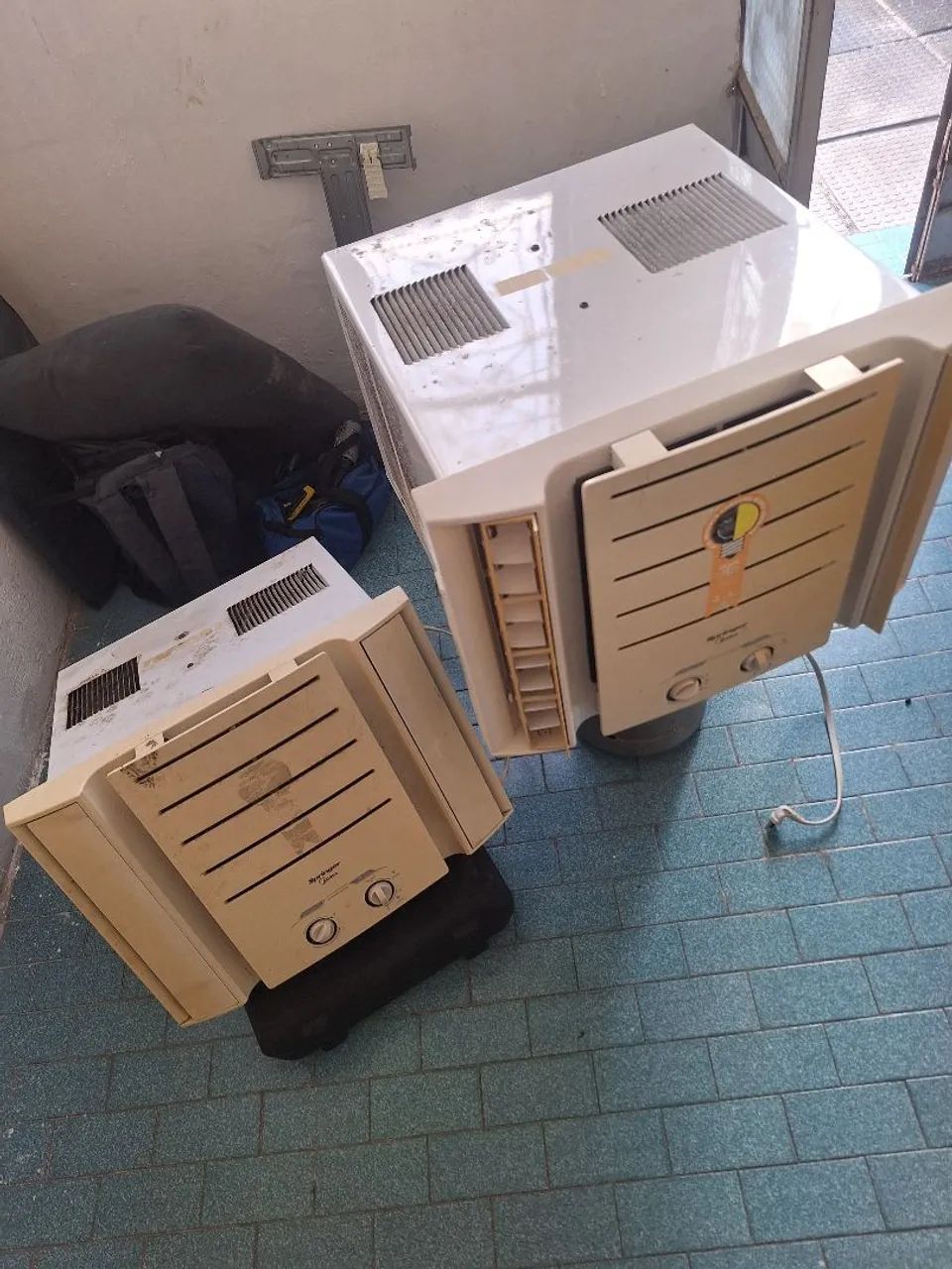 Vendo ar condicionado  de caixa  - Foto 4