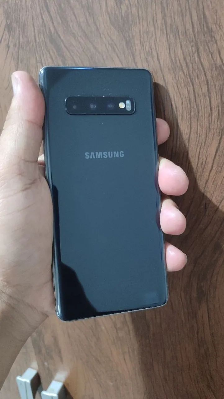 Vendo Galaxy s10 plus com caixa . - Foto 2