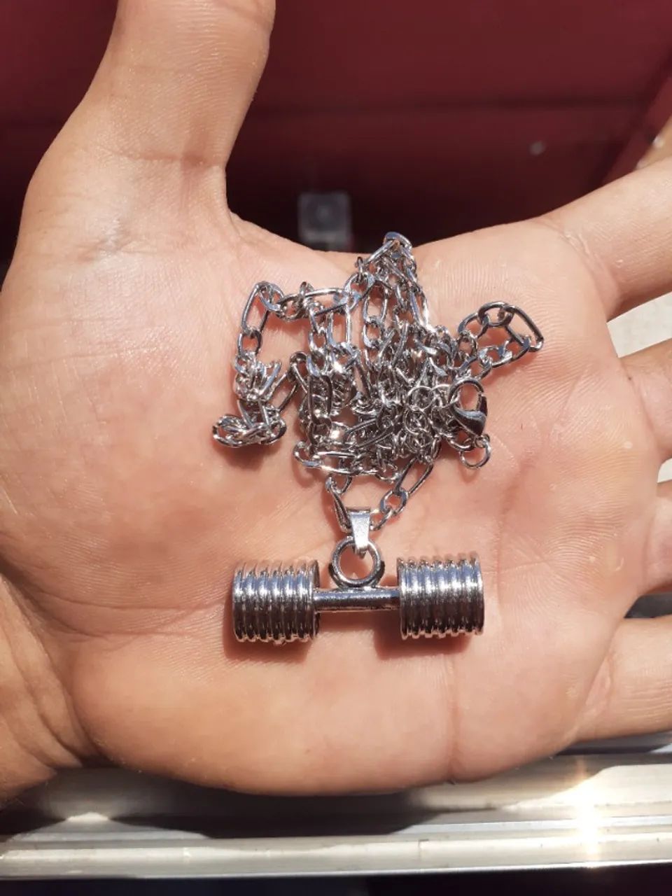 Colar De Moeda Antiga - Halter de Academia Dourado E Prata - Foto 4