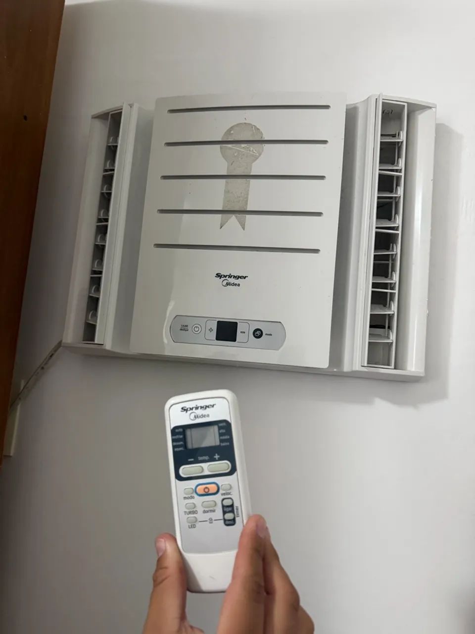 Ar condicionado 7.500 BTUS perfeito 