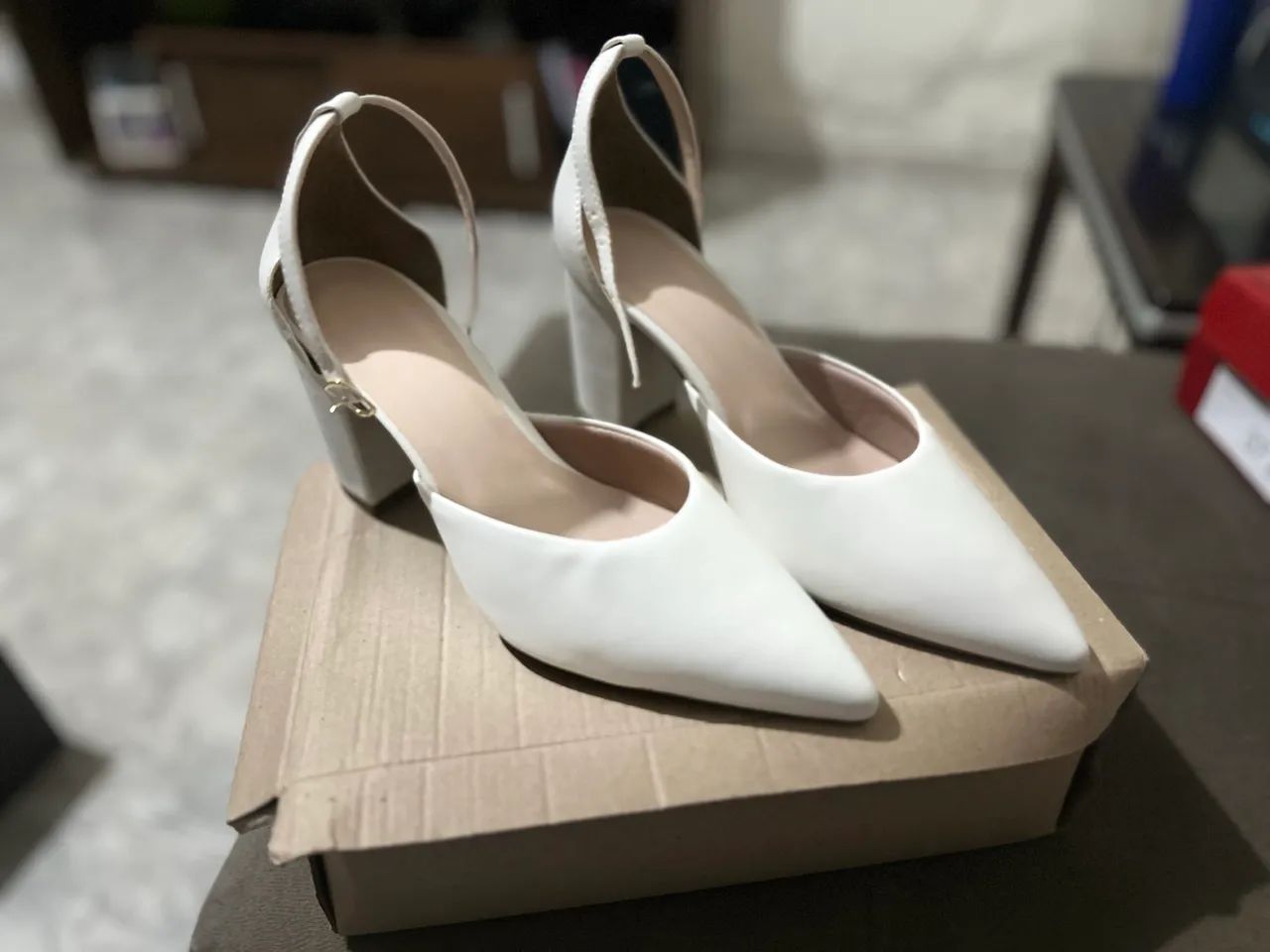 Scarpin Off White Bico Fino - Foto 3