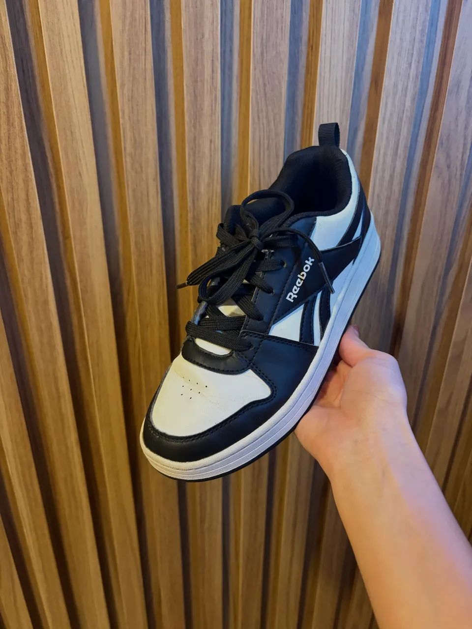 Tênis Reebok Preto e Branco  - Foto 2