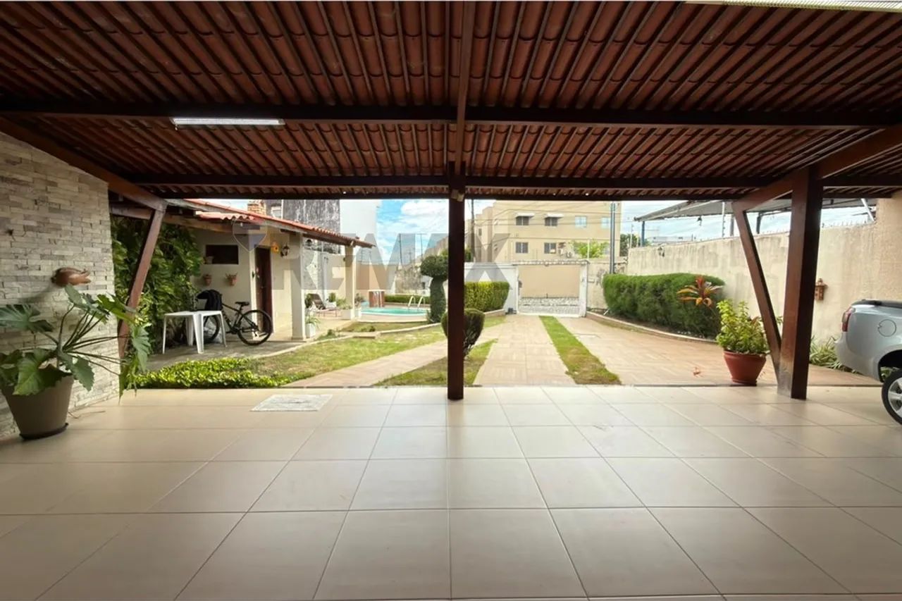 Linda Casa Espaçosa à Venda com 280 m² e Geração de Energia Solar em João Pessoa! - Foto 3