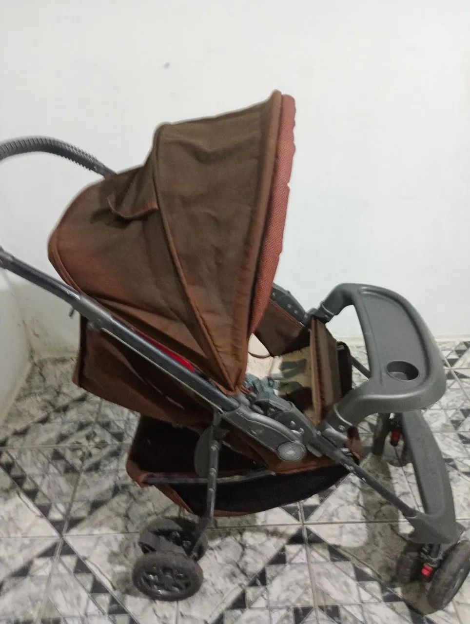 Carrinho de bebê topázio, marca Hércules  - Foto 2