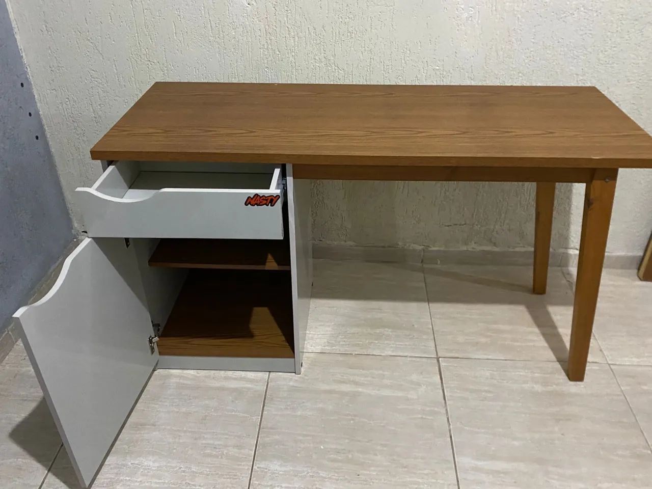Escrivaninha  - Foto 2