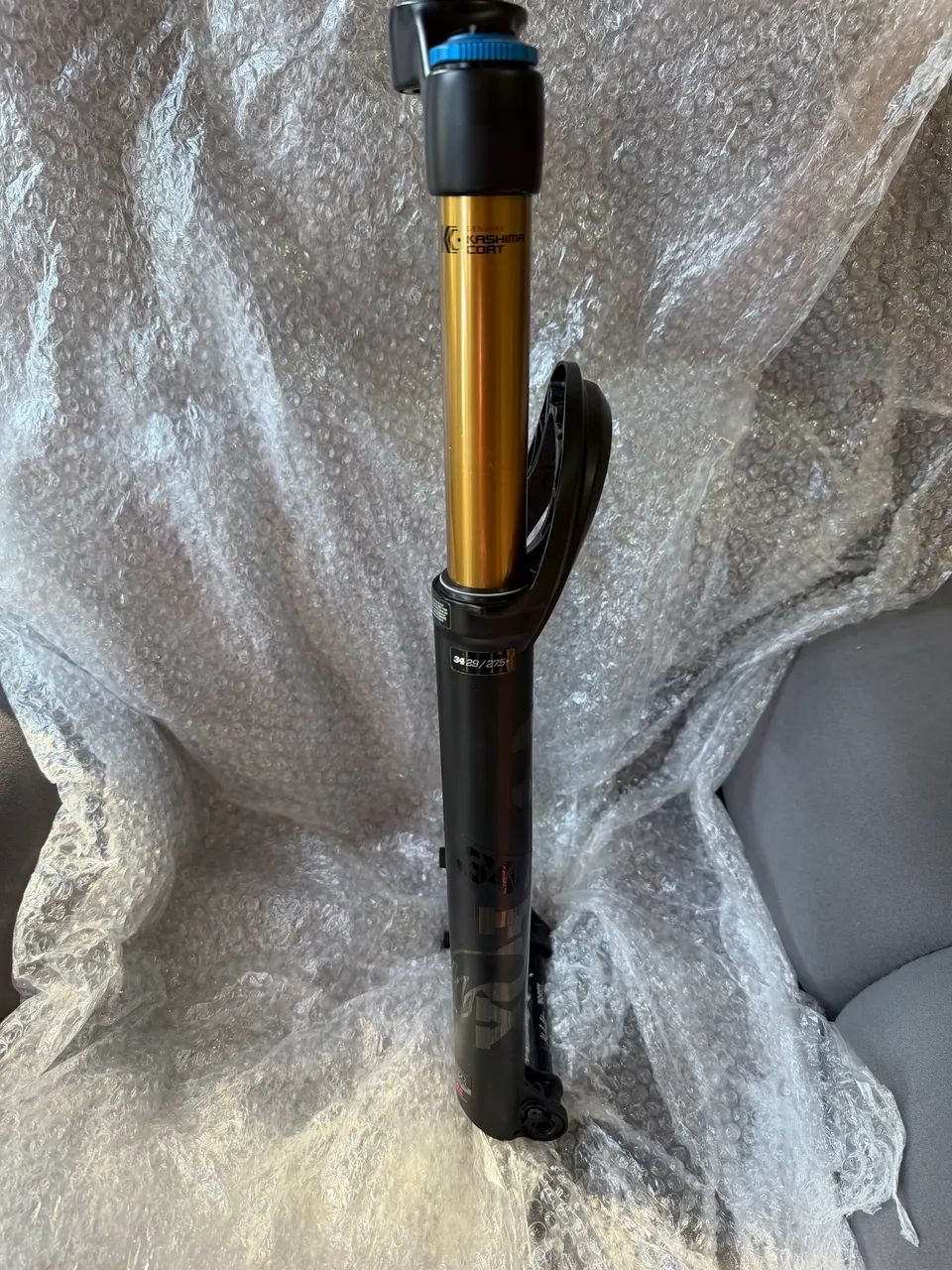 SUSPENSÃO FOX 34 FACTORY KASHIMA 140MM BOOST - Foto 4