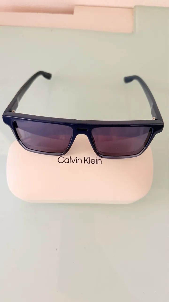 Óculos de sol Calvin Klein novo importado  - Foto 2