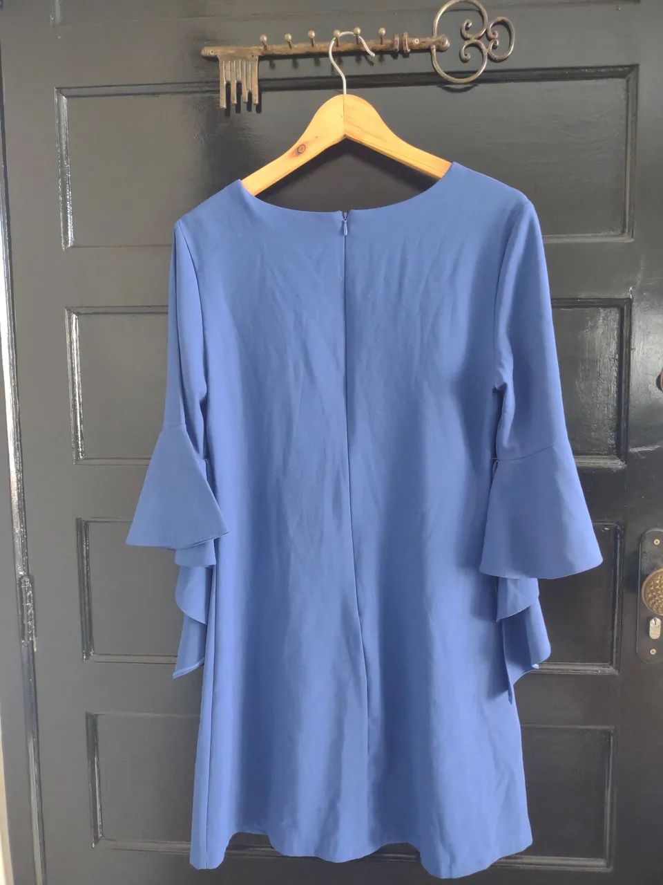 Vestido azul com mangas sino - Foto 2