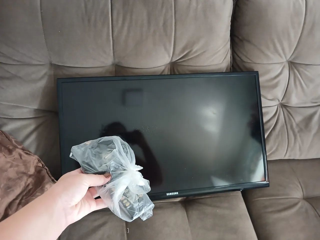 Vendo ou troco TV 32" - Foto 3