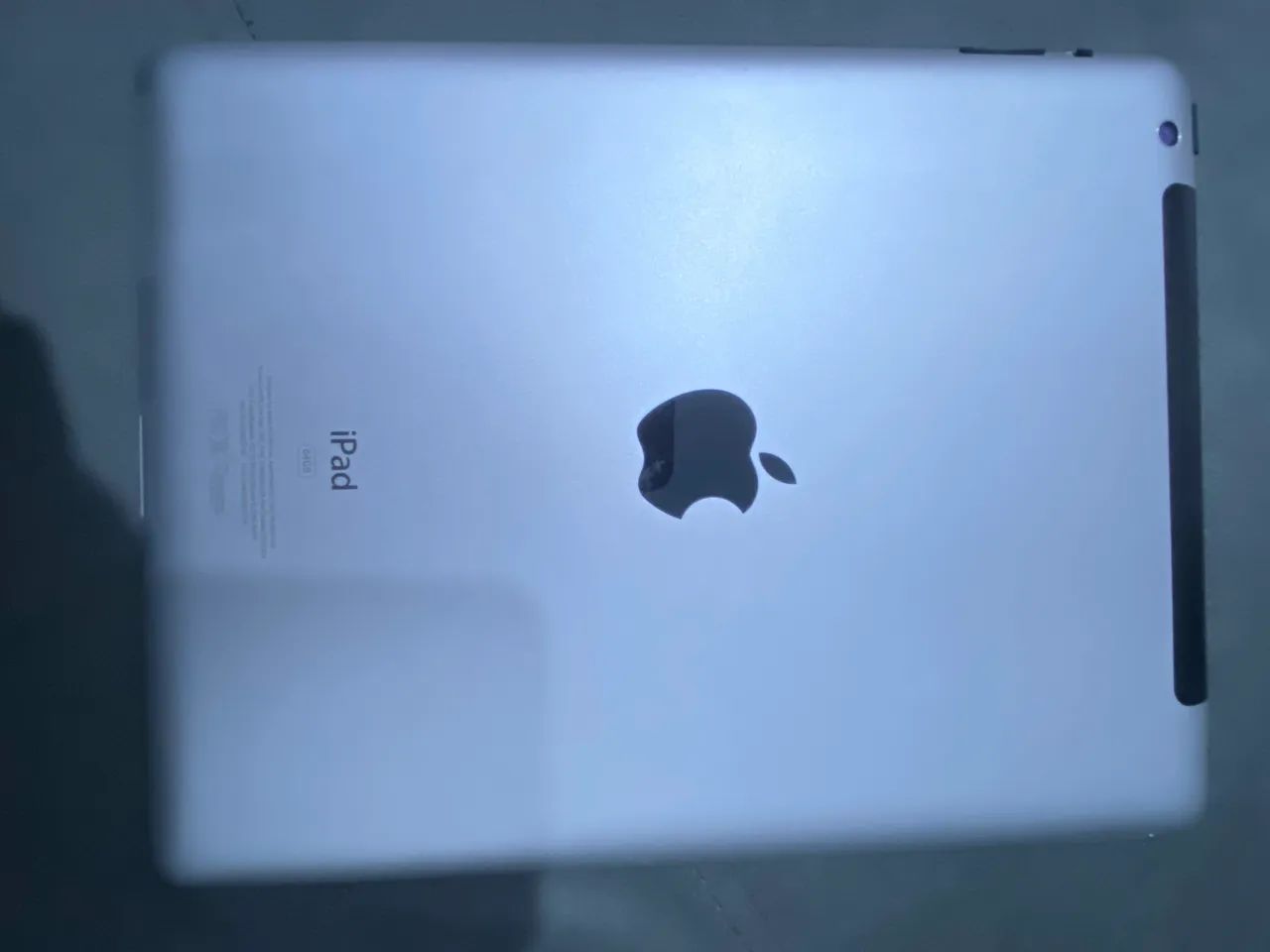Vendo iPad geração 3 semi novo top com entrada de chip 