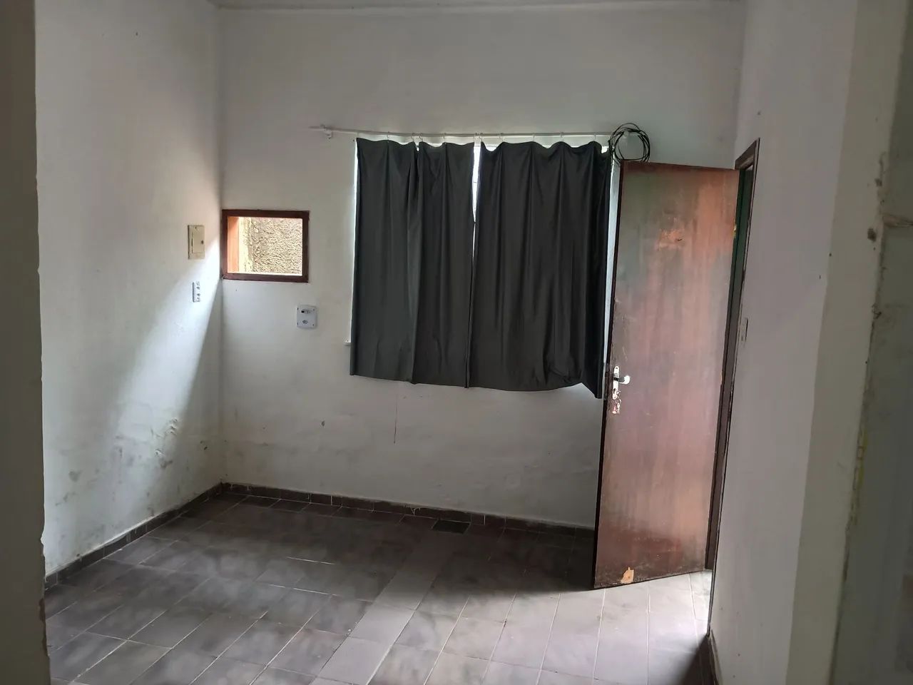 ALUGA-SE KITNET 650,00 - Foto 3