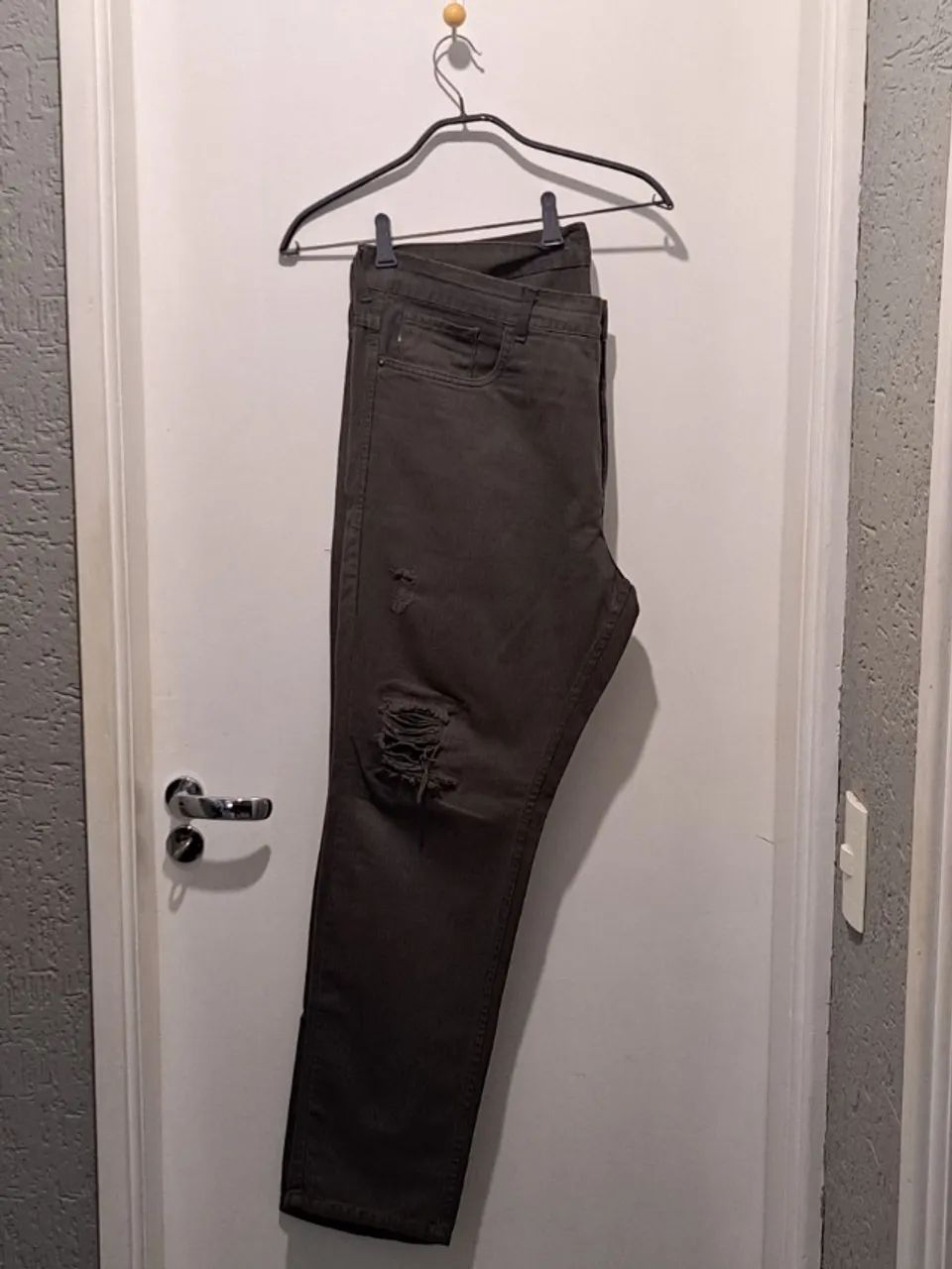Calça Verde Militar Hering - Slim (48) - Foto 4