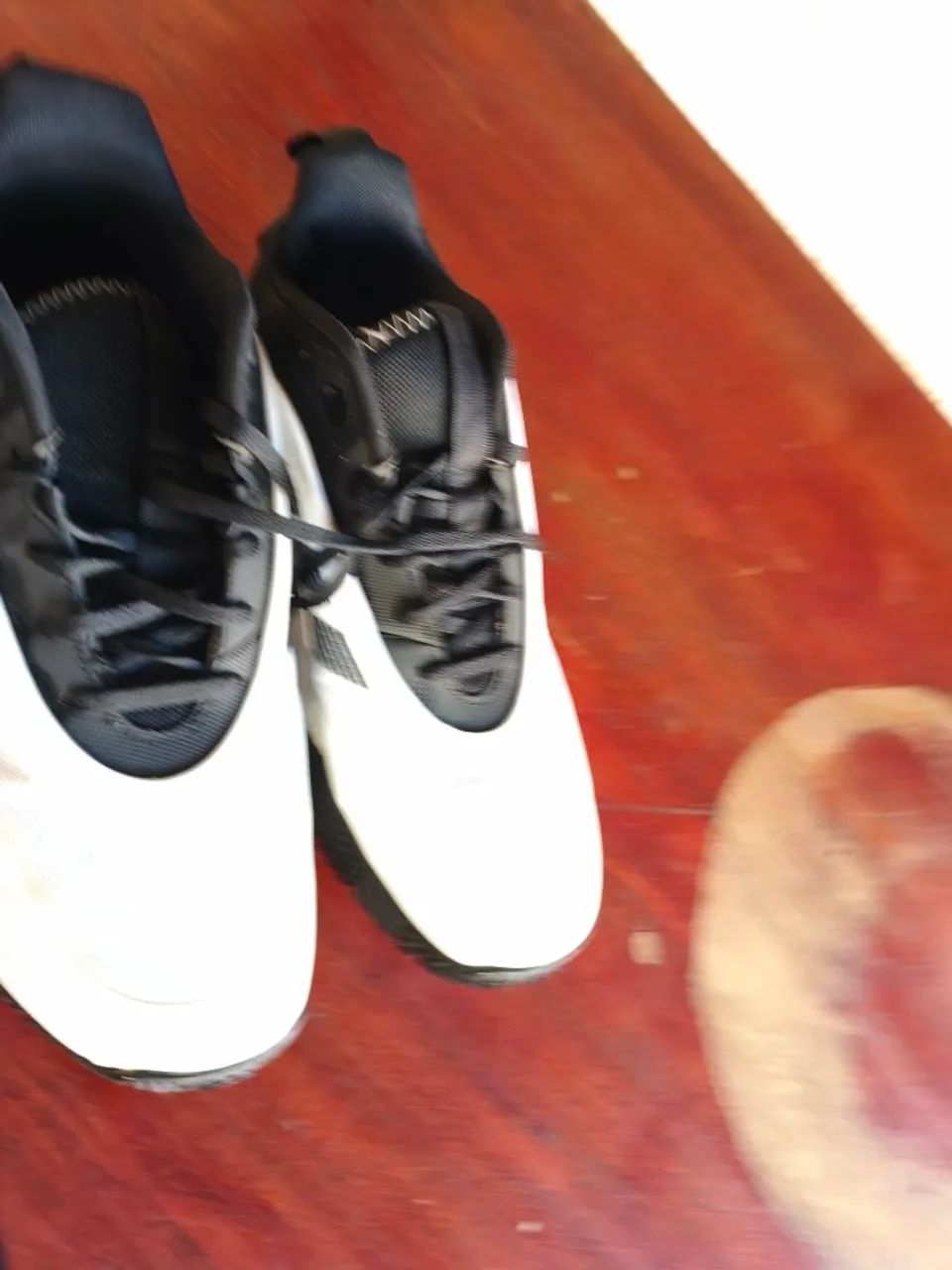 Tênis Adidas OwnTheGame 3.0 N 42°