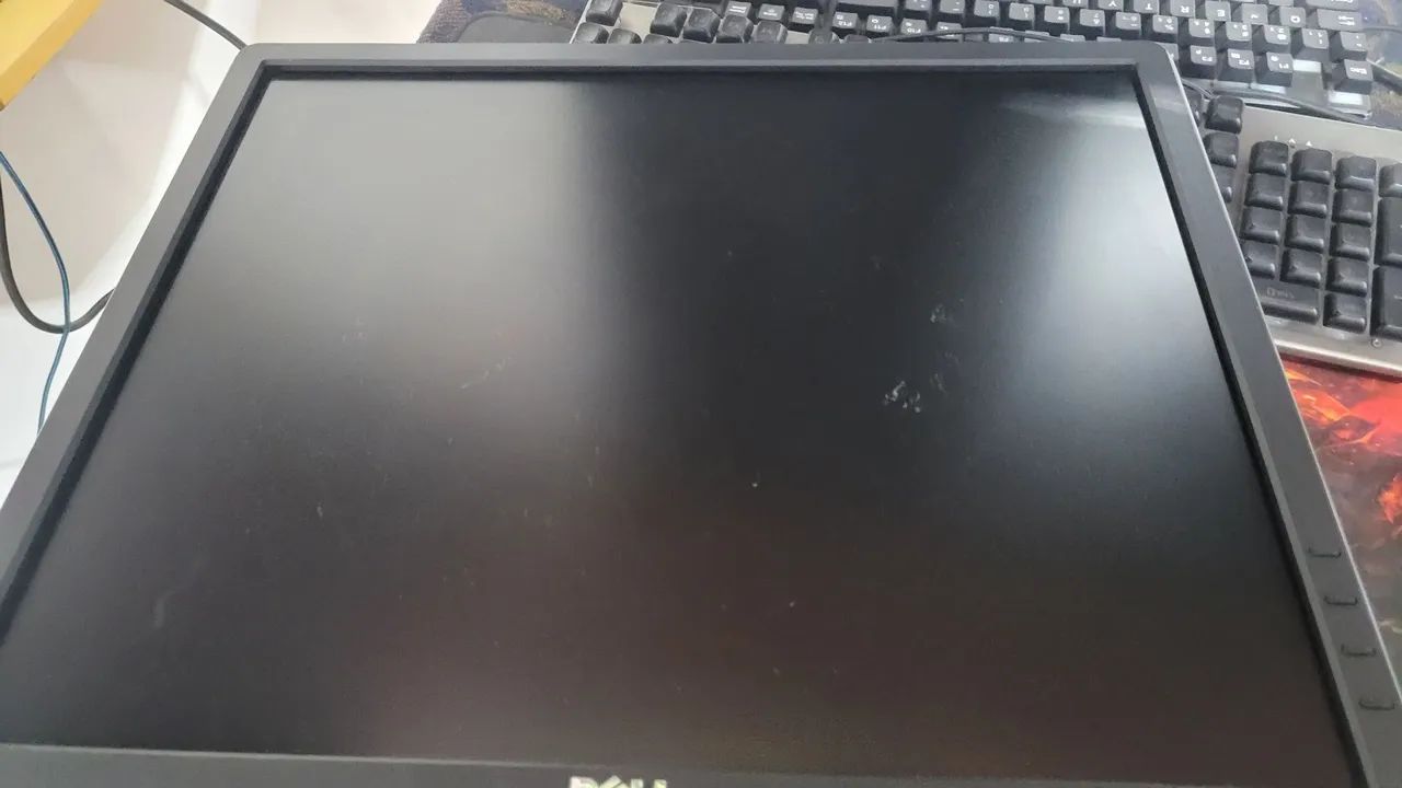 MONITOR DELL P1914Sc - 19" - VGA, DVI E DISPLAYPORT - Foto 4