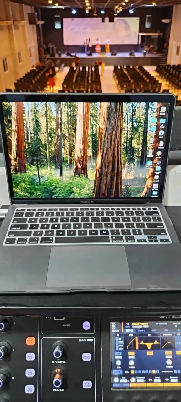 O Apple MacBook Air de 13 polegadas - Foto 4
